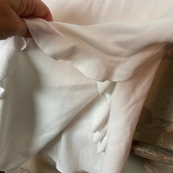 Alice + Olivia side ruffle knit top M - Picture 7 of 11